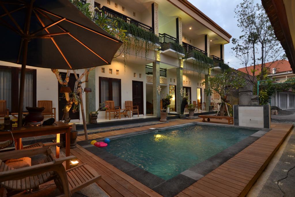 Appartement Pujihouse One à Legian Extérieur photo